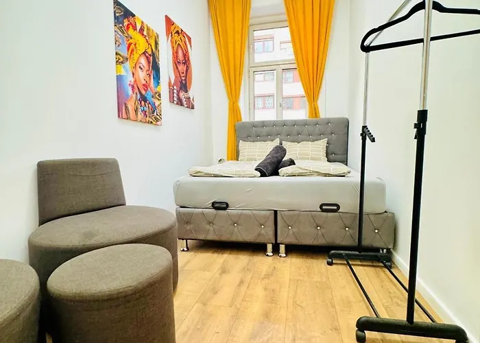 Cozy Private In 9-bedroom Near Augarten Apartmán Vídeň