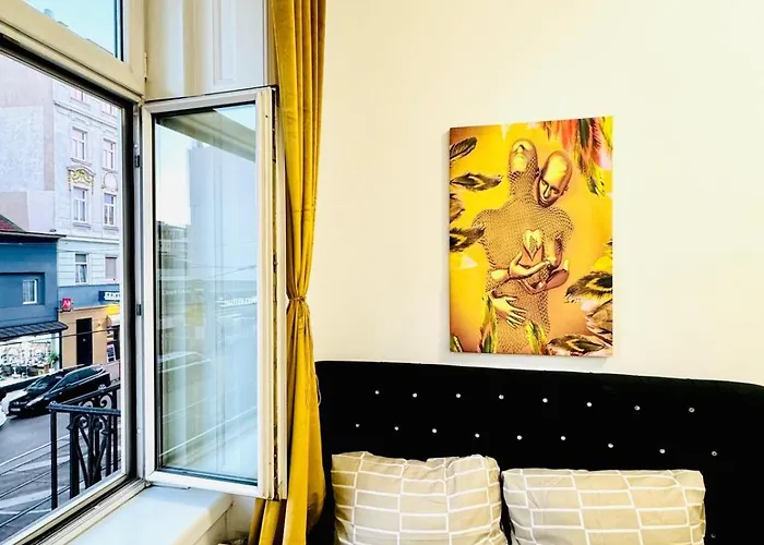 Cozy Private In 9-bedroom Near Augarten * Wien