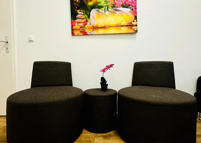 Cozy Private In 9-bedroom Near Augarten * Wien