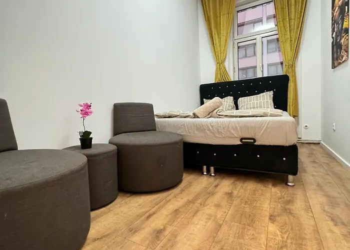 Cozy Private In 9-bedroom Near Augarten * Wien