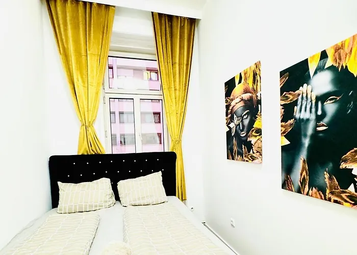 Cozy Private In 9-bedroom Near Augarten * Wien
