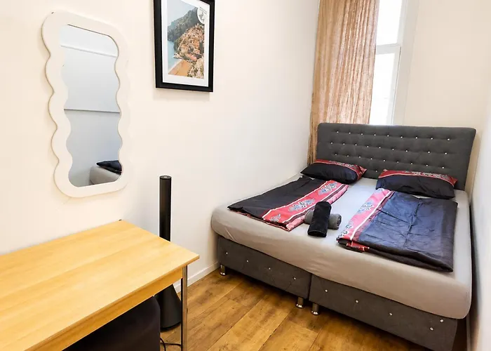 Cozy Private In 9-bedroom Near Augarten Apartmán Vídeň