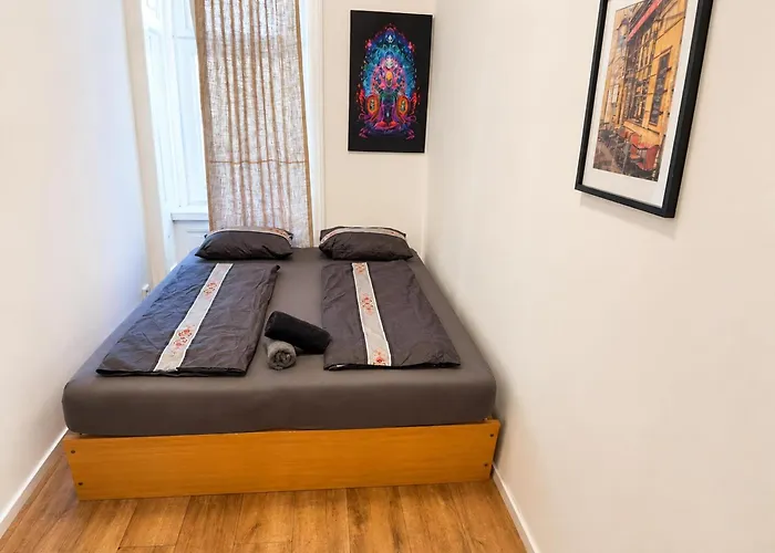 Cozy Private In 9-bedroom Near Augarten Apartmán Vídeň
